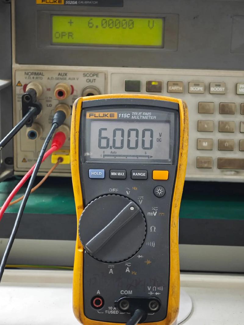 Fluke 115C萬用表維修校準(zhǔn)全指南 從故障排查到精準(zhǔn)恢復(fù)